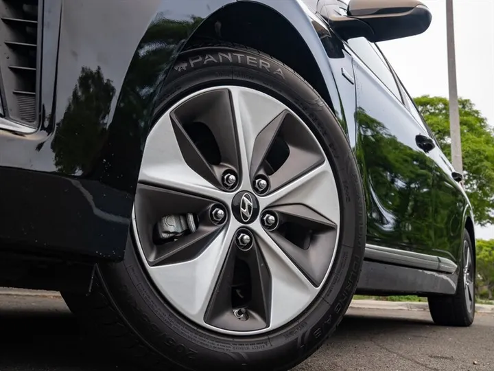 2019 HYUNDAI IONIQ ELECTRIC Image 2