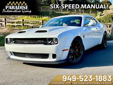 WHITE, 2023 DODGE CHALLENGER Image 