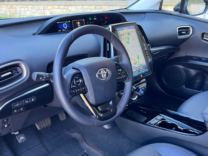 BLACK, 2022 TOYOTA PRIUS PRIME Image 22