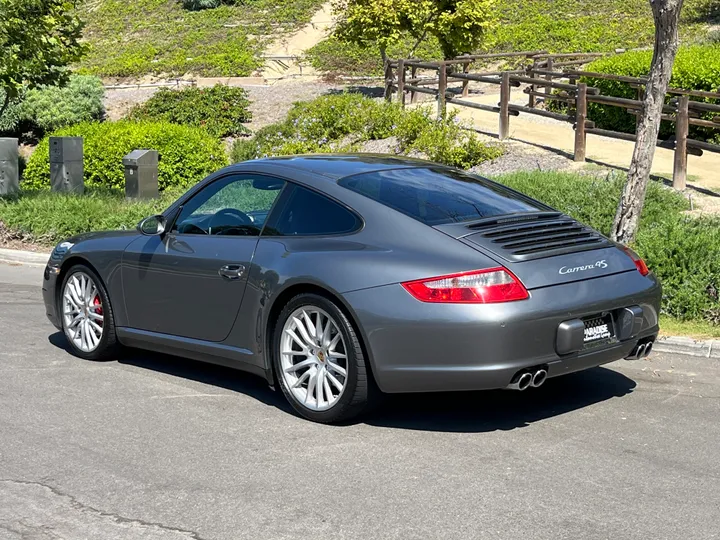 GRAY, 2008 PORSCHE 911 Image 5