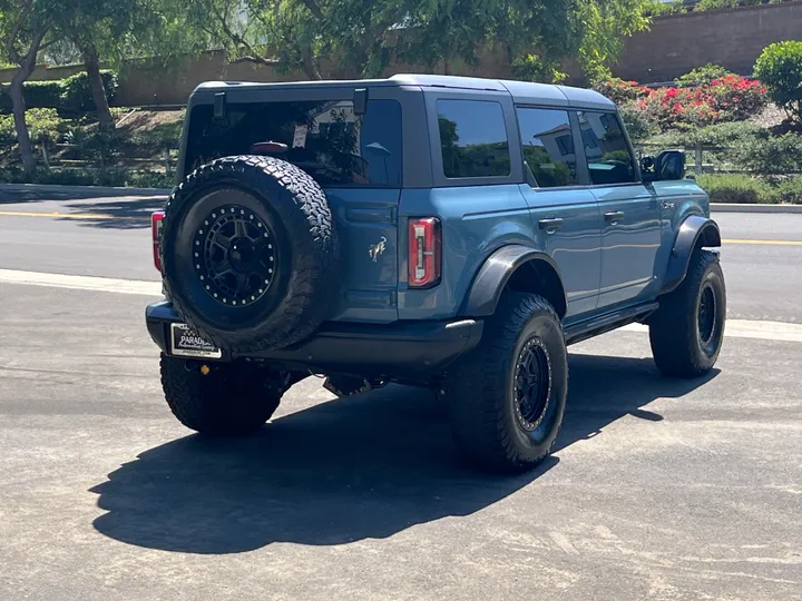 BLUE, 2021 FORD BRONCO Image 8