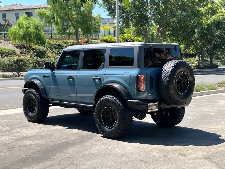 BLUE, 2021 FORD BRONCO Image 6