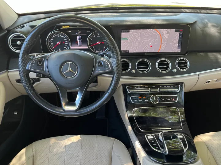 BLUE, 2017 MERCEDES-BENZ E-CLASS Image 22