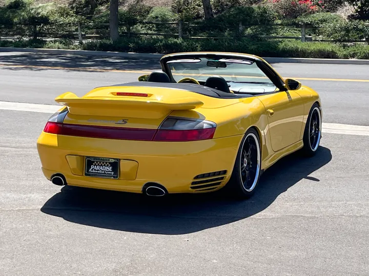 YELLOW, 2004 PORSCHE 911 Image 7