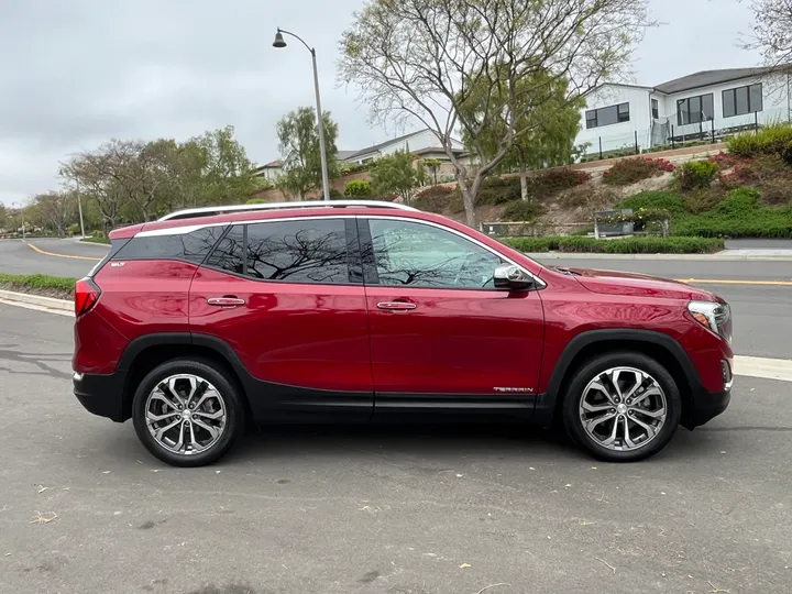 RED, 2019 GMC TERRAIN Image 8