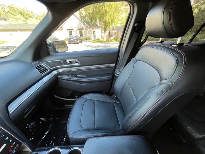 GRAY, 2017 FORD EXPLORER Image 34