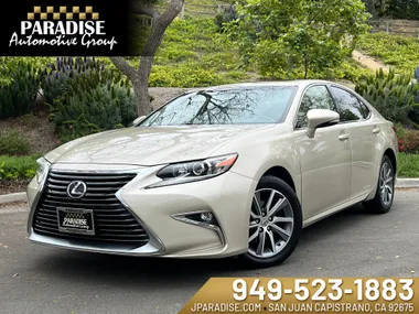 GOLD, 2016 LEXUS ES 300H Image 