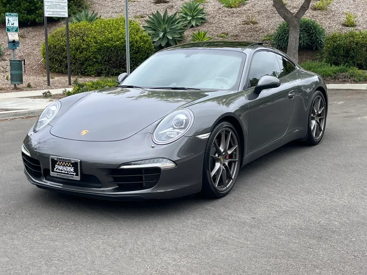 GRAY, 2015 PORSCHE 911 Image 3