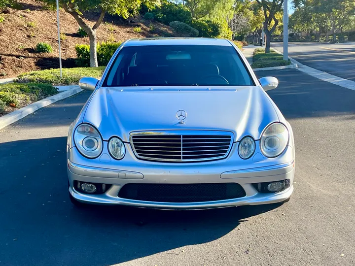 SILVER, 2006 MERCEDES-BENZ E-CLASS Image 2