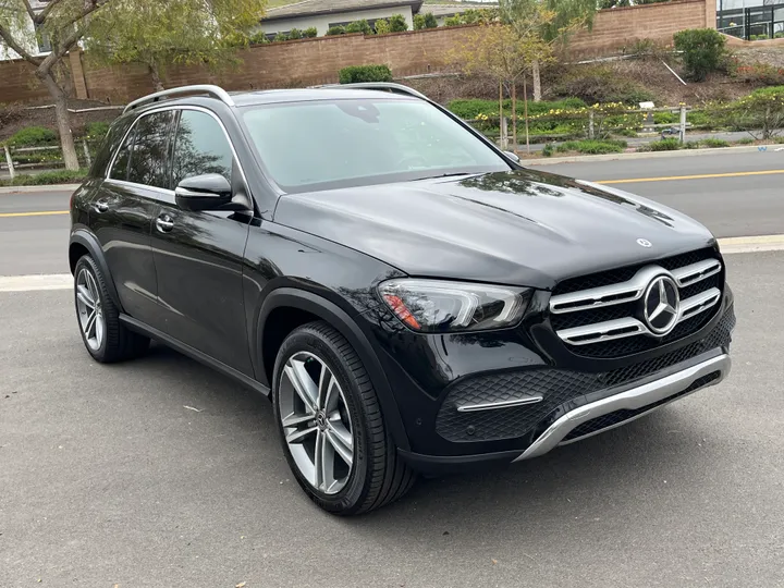 BLACK, 2020 MERCEDES-BENZ GLE Image 9