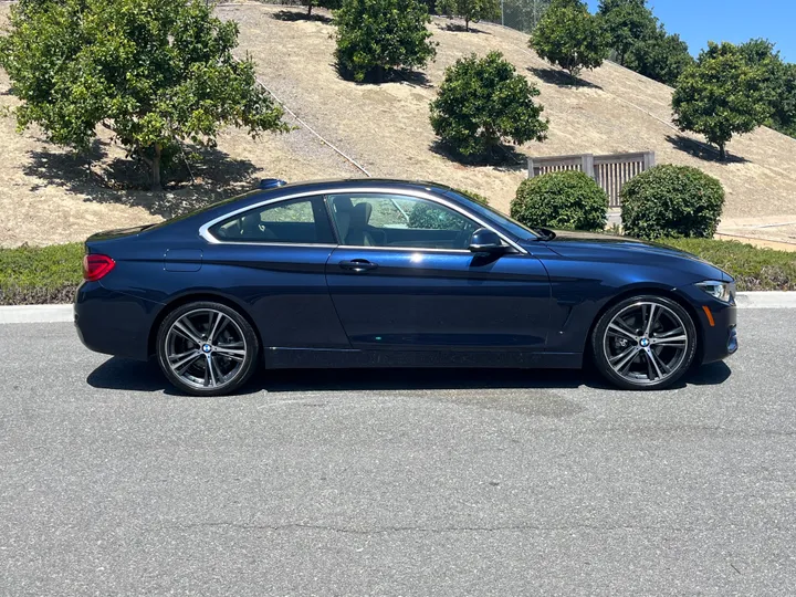 GRAY, 2018 BMW 4 SERIES Image 4