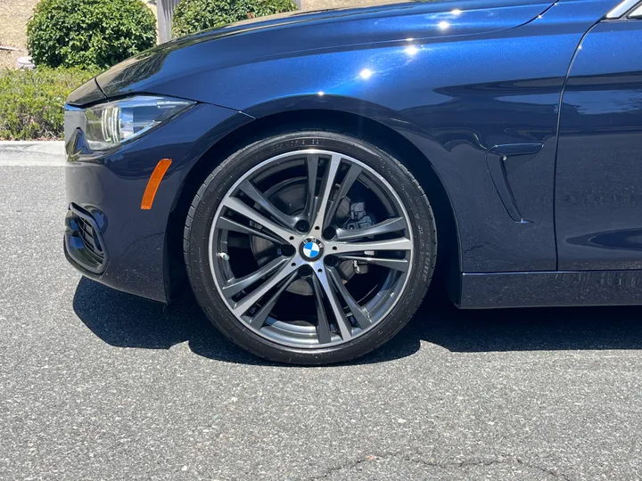 GRAY, 2018 BMW 4 SERIES Image 10