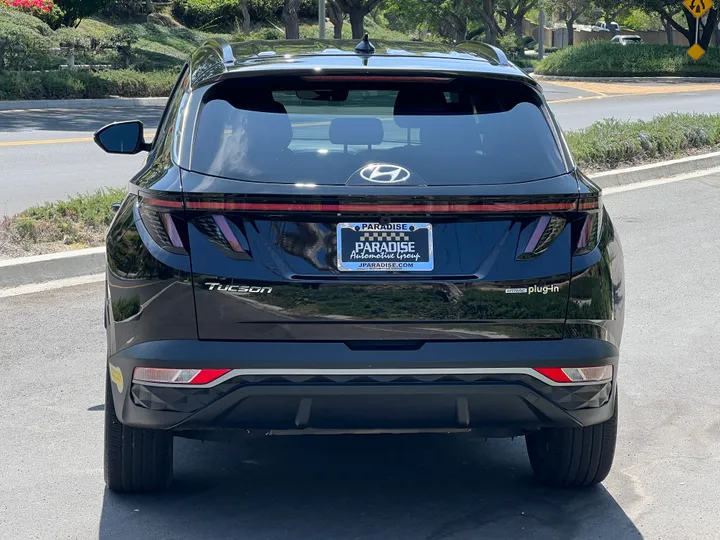 BLACK, 2022 HYUNDAI TUCSON PLUG-IN HYBRID Image 5