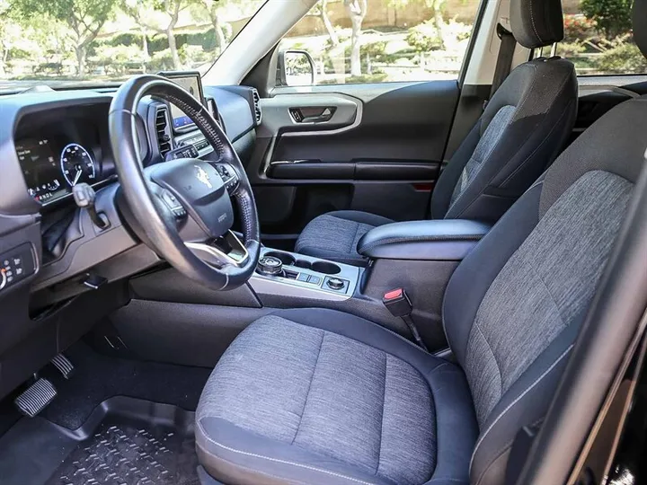 BLACK, 2021 FORD BRONCO SPORT Image 25