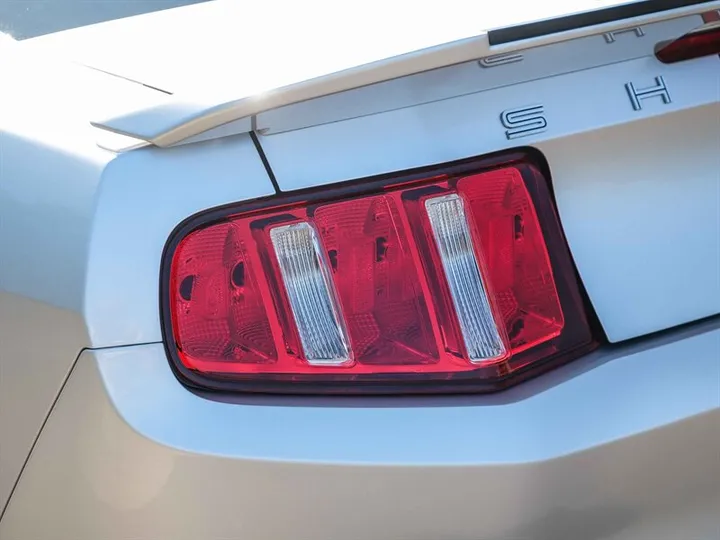 SILVER, 2012 FORD MUSTANG Image 21