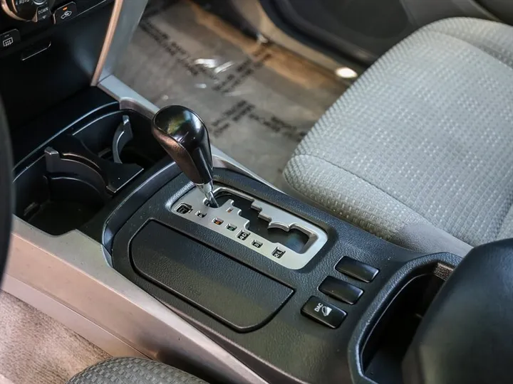 2005 TOYOTA 4RUNNER Image 27