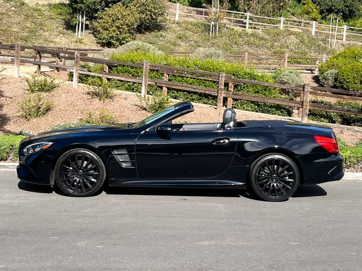 BLACK, 2018 MERCEDES-BENZ SL-CLASS Image 6