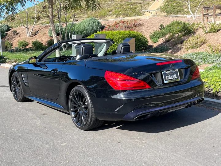 BLACK, 2018 MERCEDES-BENZ SL-CLASS Image 8