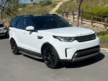 WHITE, 2017 LAND ROVER DISCOVERY Thumnail Image 9