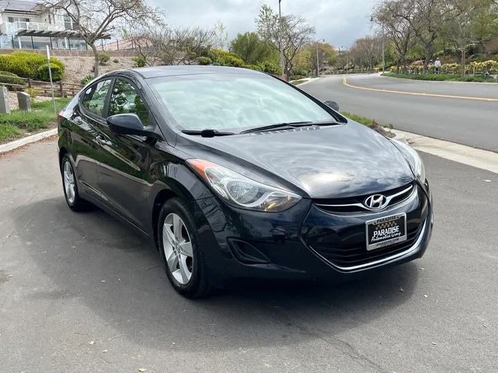 BLACK, 2011 HYUNDAI ELANTRA Image 11