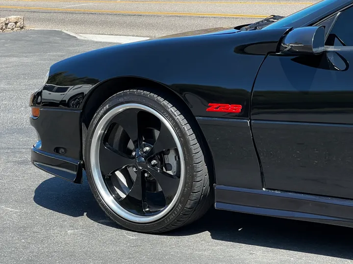 BLACK, 1999 CHEVROLET CAMARO Image 18