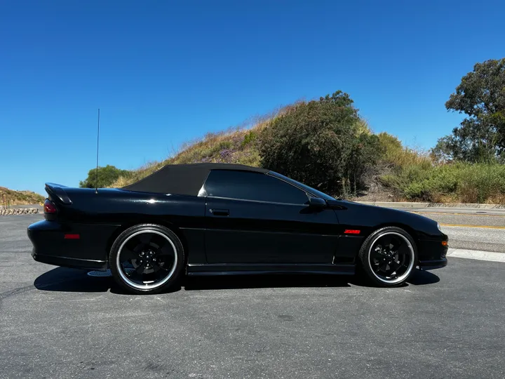 BLACK, 1999 CHEVROLET CAMARO Image 22