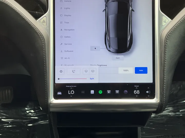 BLACK, 2016 TESLA MODEL S Image 32