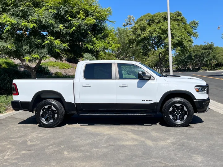 WHITE, 2020 RAM 1500 Image 31