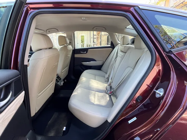 BURGUNDY, 2018 HONDA CLARITY PLUG-IN HYBRID Image 12