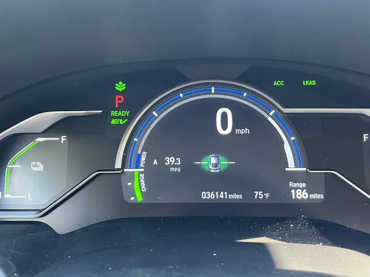 BURGUNDY, 2018 HONDA CLARITY PLUG-IN HYBRID Image 32