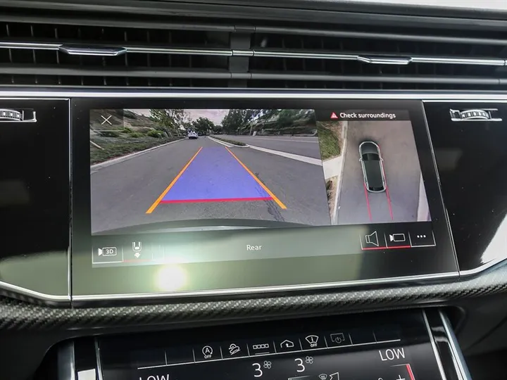 BLACK, 2022 AUDI RS Q8 Image 36