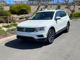 WHITE, 2021 VOLKSWAGEN TIGUAN Thumnail Image 3