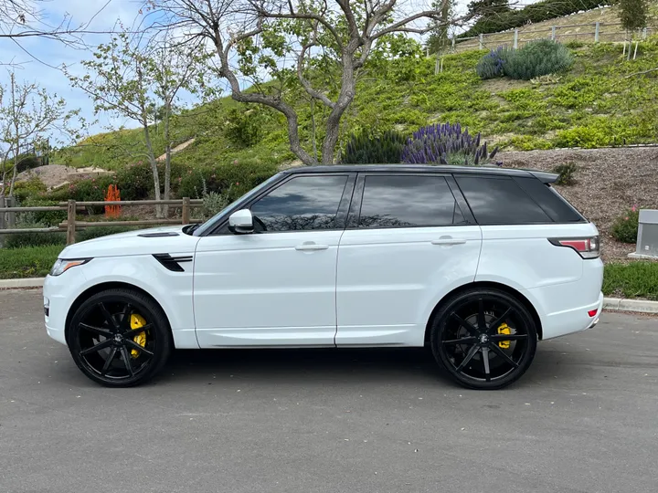 WHITE, 2014 LAND ROVER RANGE ROVER SPORT Image 4