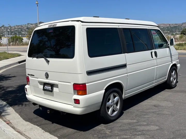 WHITE, 2003 VOLKSWAGEN EUROVAN Image 5