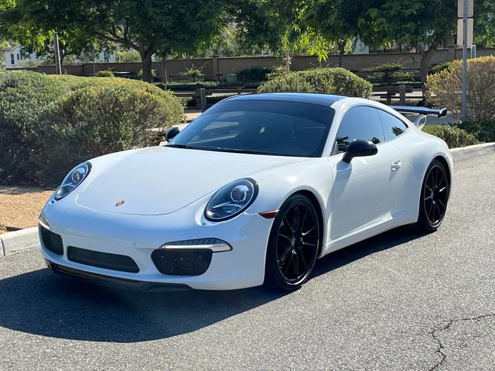 WHITE, 2014 PORSCHE 911 Image 3