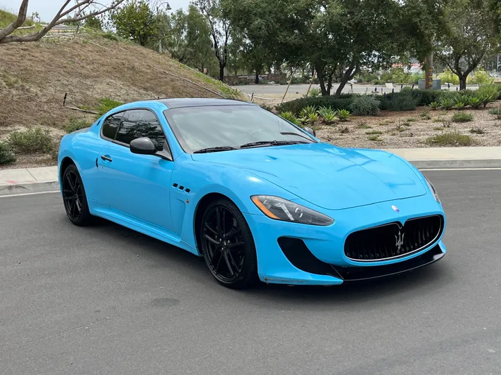 BLUE, 2013 MASERATI GRANTURISMO Image 9