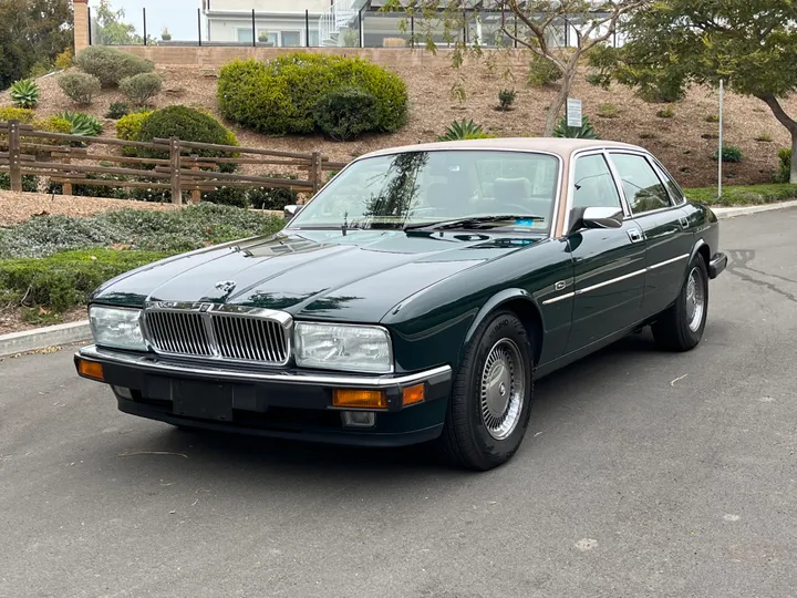 GREEN, 1993 JAGUAR XJ-SERIES Image 3