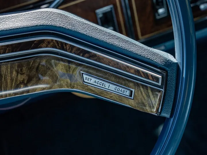 WHITE, 1979 LINCOLN CONTINENTAL Image 35