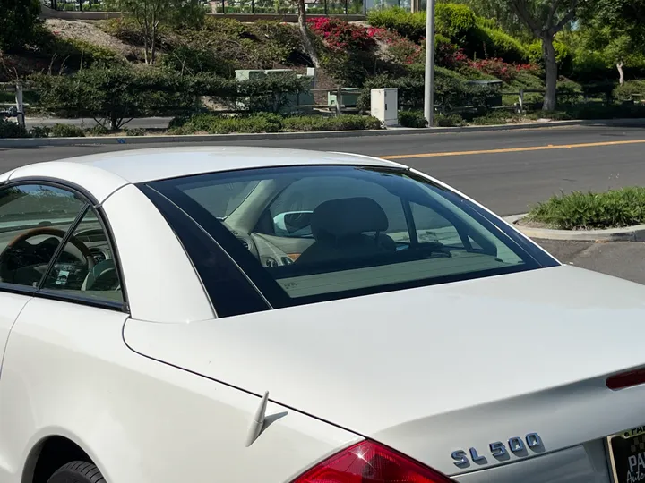 WHITE, 2004 MERCEDES-BENZ SL-CLASS Image 15