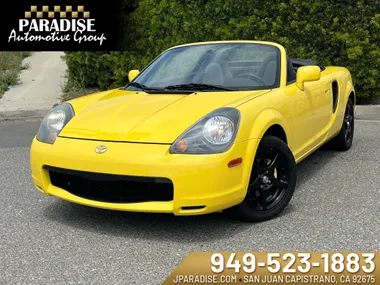 YELLOW, 2001 TOYOTA MR2 SPYDER Image 