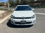 WHITE, 2016 VOLKSWAGEN GOLF SPORTWAGEN Thumnail Image 2