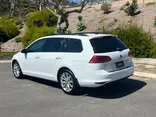 WHITE, 2016 VOLKSWAGEN GOLF SPORTWAGEN Thumnail Image 5