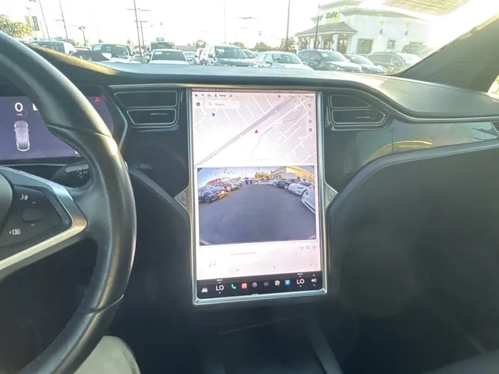 BLACK, 2018 TESLA MODEL X Image 26