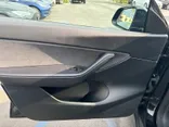 BLACK, 2022 TESLA MODEL Y Thumnail Image 18