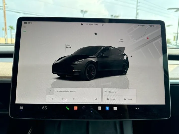 BLACK, 2022 TESLA MODEL Y Image 21