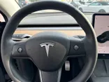 BLACK, 2022 TESLA MODEL Y Thumnail Image 32