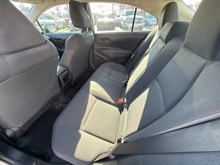 SILVER, 2022 TOYOTA COROLLA HYBRID Image 15