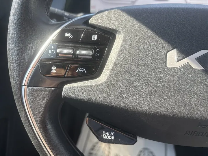 2022 KIA EV6 Image 24