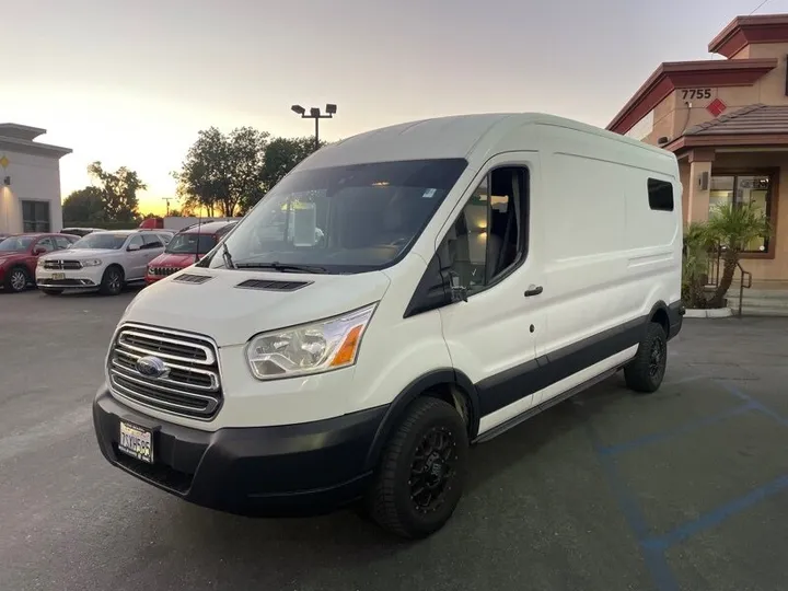 WHITE, 2016 FORD TRANSIT Image 4