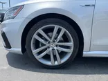 SILVER, 2017 VOLKSWAGEN PASSAT Thumnail Image 27